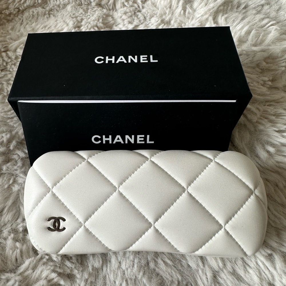 CHANEL Cream Quilted eyeglass case